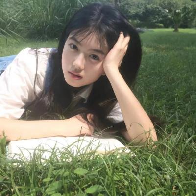 伏狮艶后